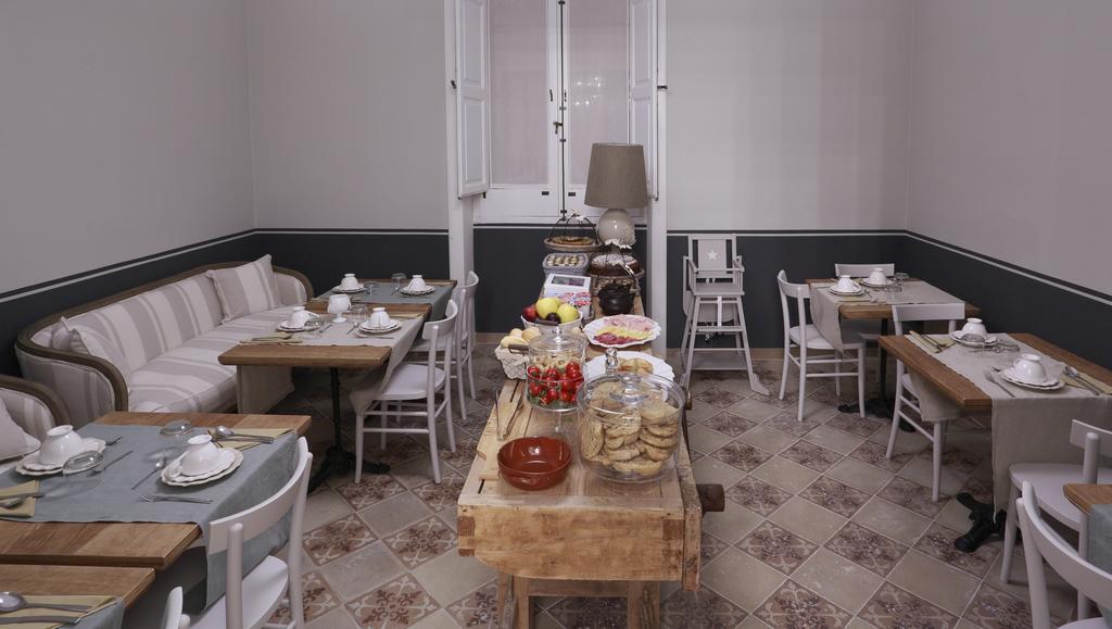 Santa Marta Suites & Apartments Lecce Room photo