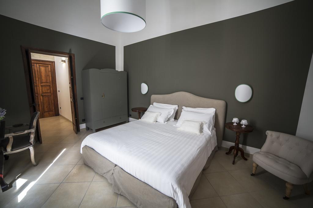 Santa Marta Suites & Apartments Lecce Exterior photo
