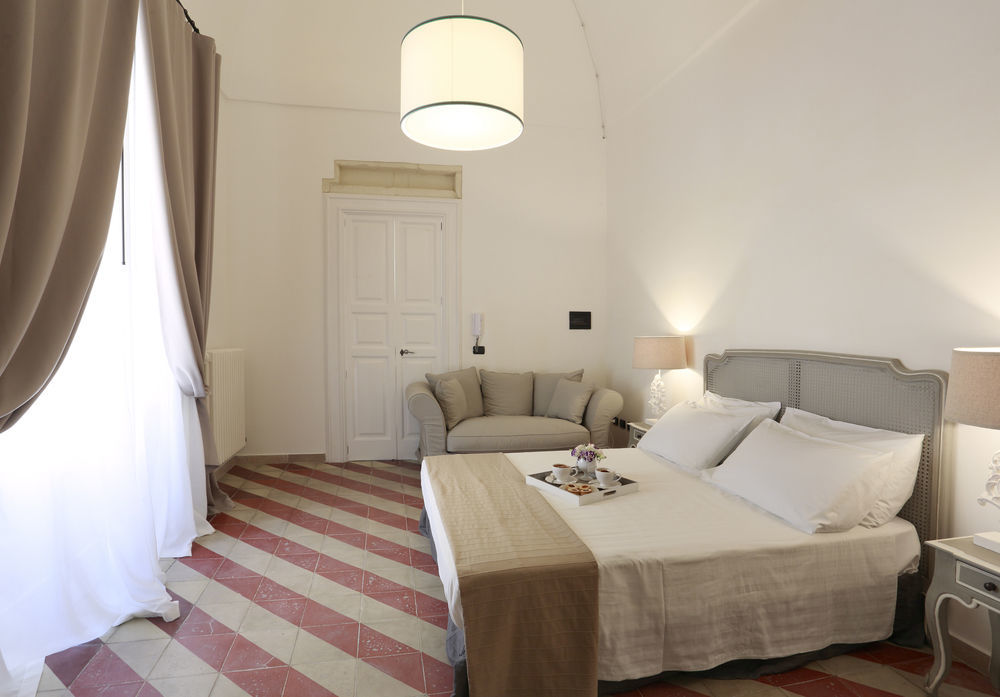 Santa Marta Suites & Apartments Lecce Exterior photo