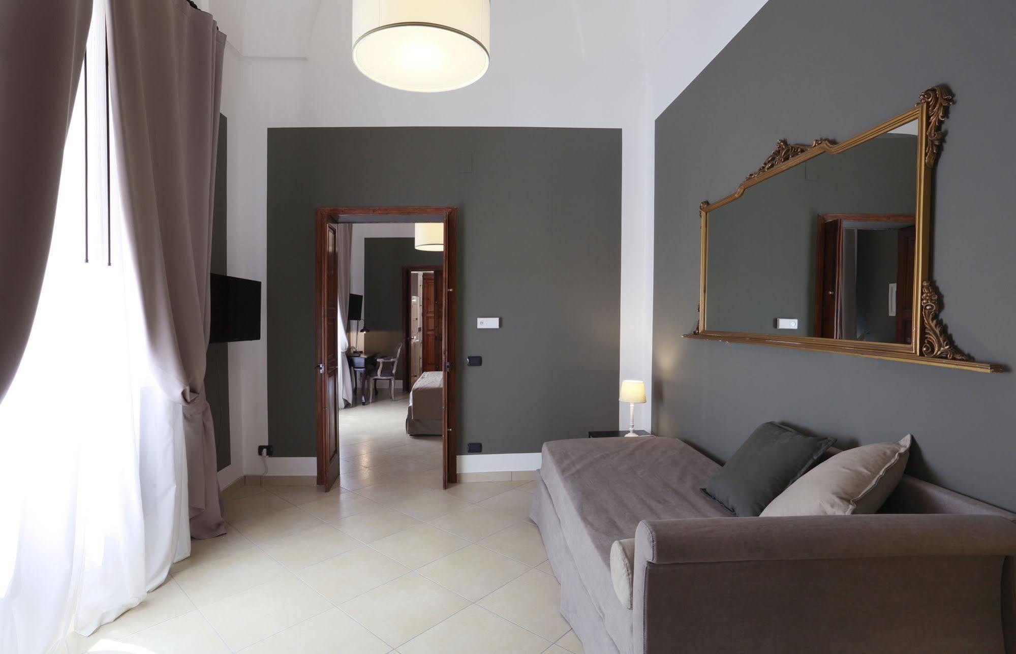 Santa Marta Suites & Apartments Lecce Exterior photo