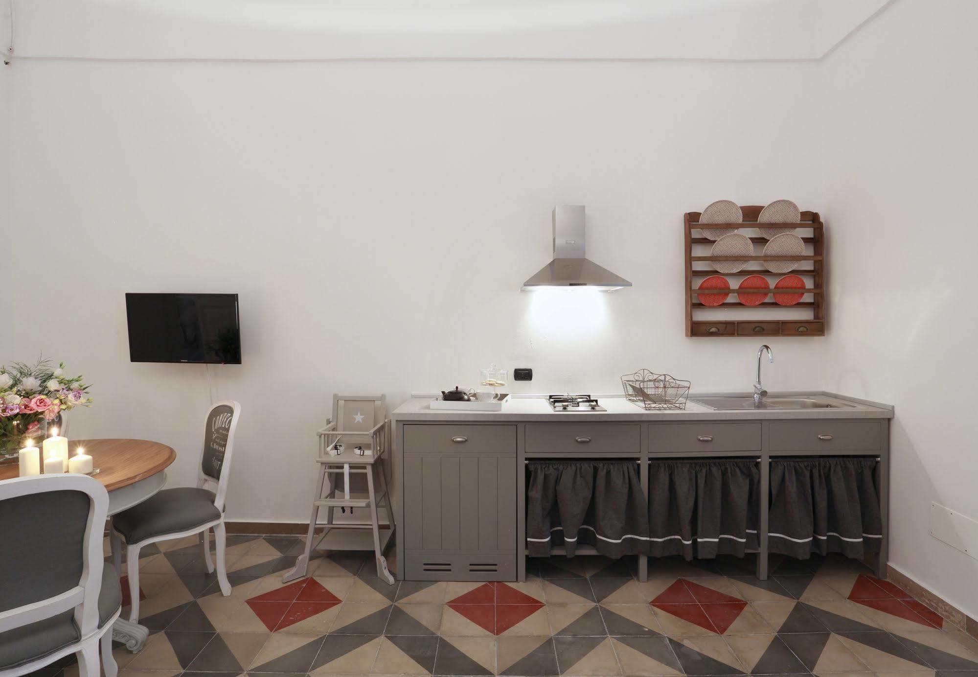 Santa Marta Suites & Apartments Lecce Exterior photo